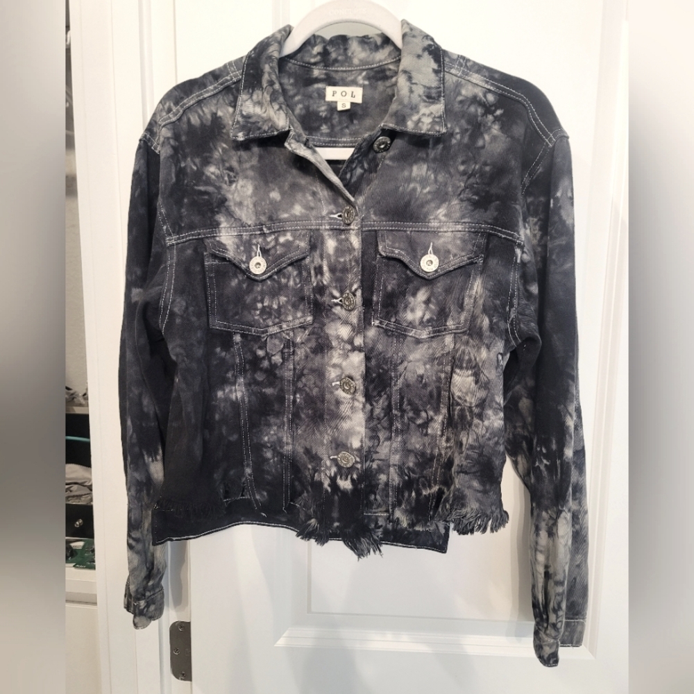 POL Women's Black Tie-Dye Denim Jacket